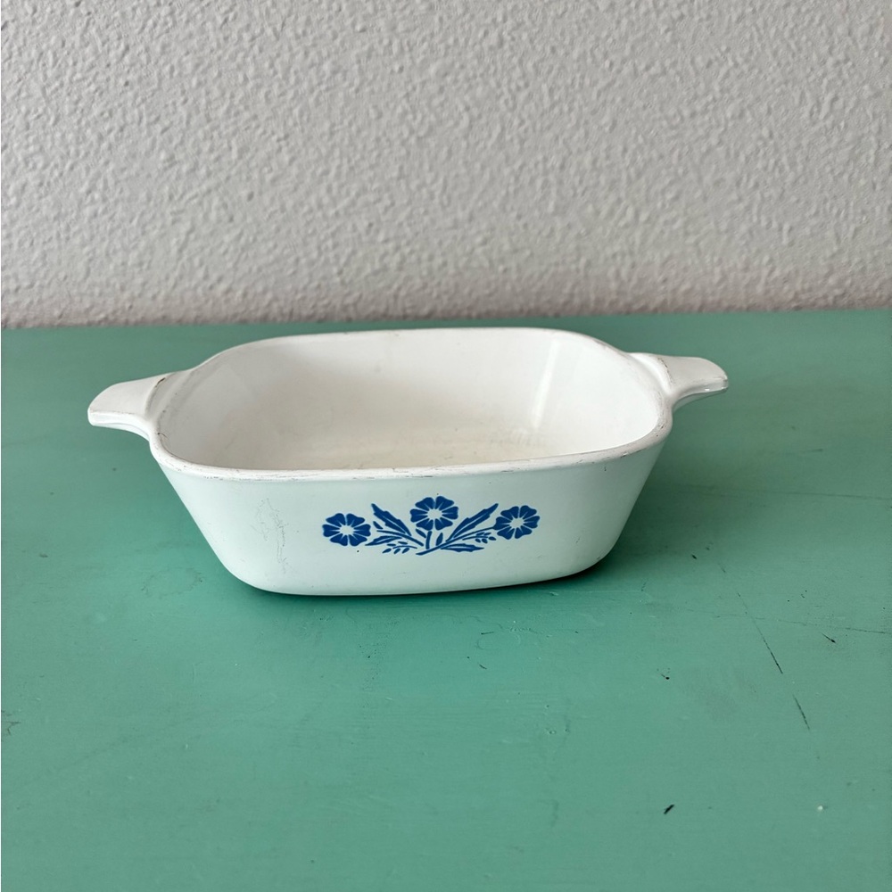 Vintage Corningware Cornflower petite pan
